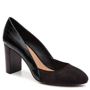Tahari Elvira Heel